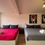 Loft Moderno Con Dos Camas King En Zona Boulevard