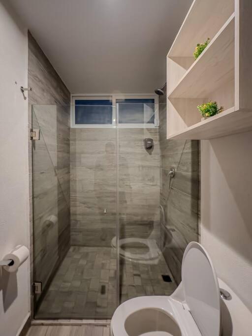 Loft Moderno Con Dos Camas King En Zona Boulevard * Morelia