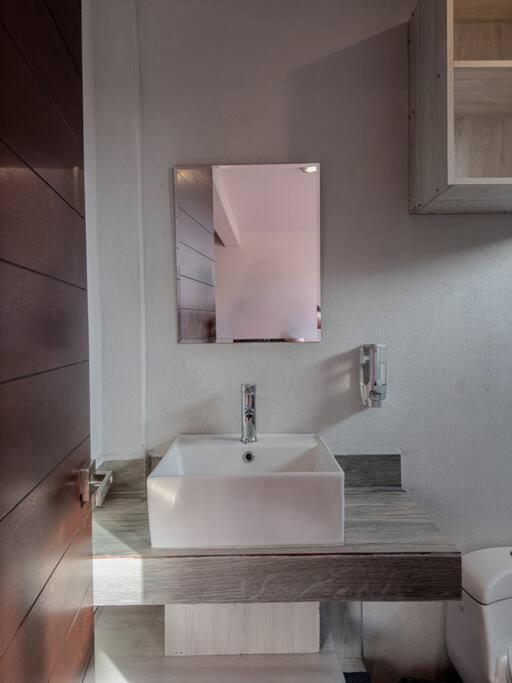 Loft Moderno Con Dos Camas King En Zona Boulevard Apartamento *